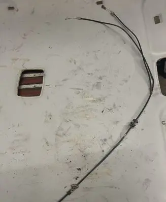 Engine bonnet/hood lock release cable