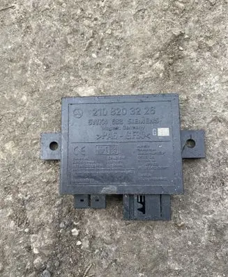 Mercedes-Benz E W210 Immobilizer control unit/module 2108203226