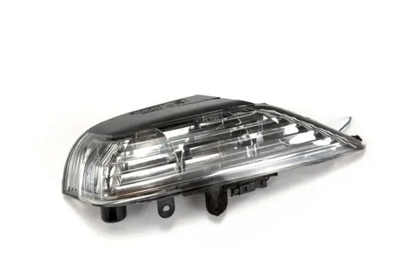 Subaru Outback Mirror indicator light VC02015