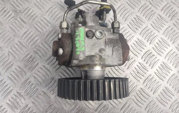 Opel Astra J Fuel injection high pressure pump 55586499 HU2940001003