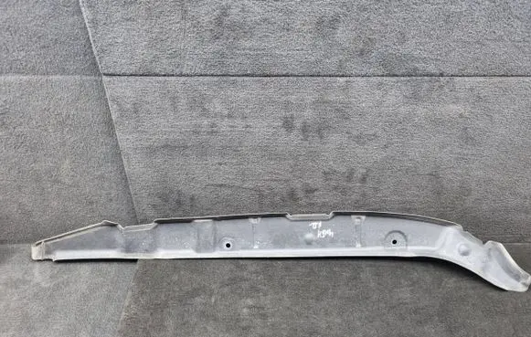 Audi Q7 4M Fender foam support/seal 4M0821111