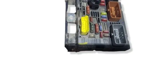Peugeot 3008 I Fuse module 9664705980 BSMR0200