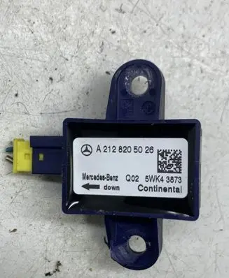 Mercedes-Benz E W212 Airbag deployment crash/impact sensor A2128205026 5WK43873
