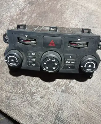 KIA Carens I Climate control unit 972504DXXX