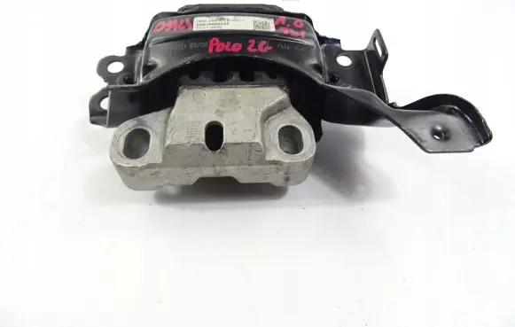 Volkswagen Polo VI Engine mount vacuum valve 2Q0199555AF