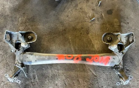Peugeot 308 Rear axle beam 