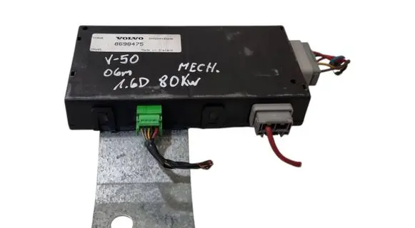 Volvo V50 Tow bar trailer control unit/module 8698475 8698758