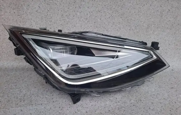 Seat Ibiza V (KJ) Headlight/headlamp 6F1941008F L503654