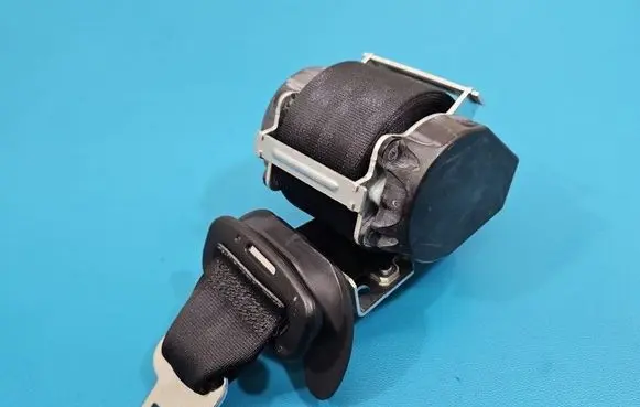 Mitsubishi Eclipse Cross Middle seatbelt (rear) 6099698A IMPRK1580460