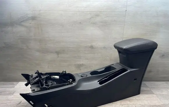 Opel Astra K Armrest 39017463