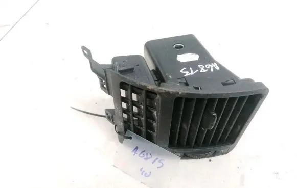 Volkswagen Touran I Dash center air vent grill 1T0819704A