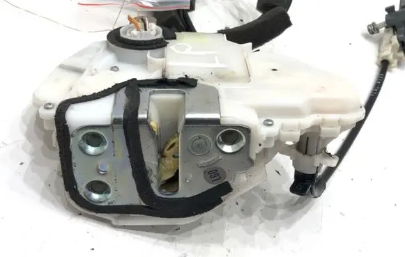 Honda Accord Front door lock