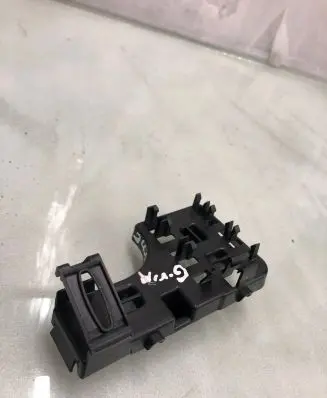 Opel Grandland X Other engine bay part 9815414080