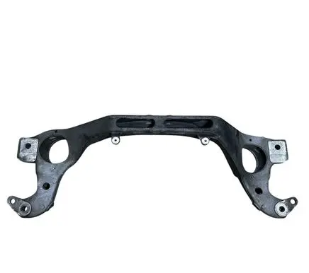 Volkswagen Touareg II Engine mounting bracket 7P0199207A