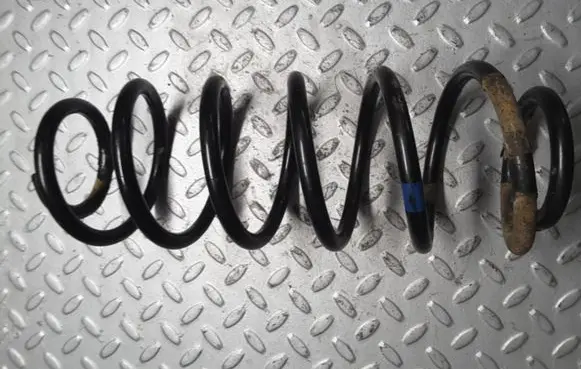Mitsubishi Colt Rear coil spring