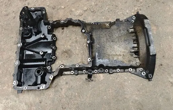 Mercedes-Benz ML W164 Oil sump R6420141502