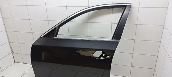 BMW 5 E60 E61 Front door 