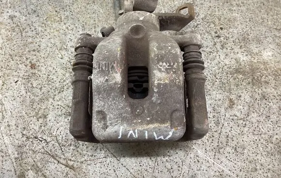 Rear brake caliper