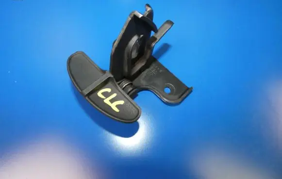 Mercedes-Benz CLC CL203 Engine bonnet/hood lock/catch