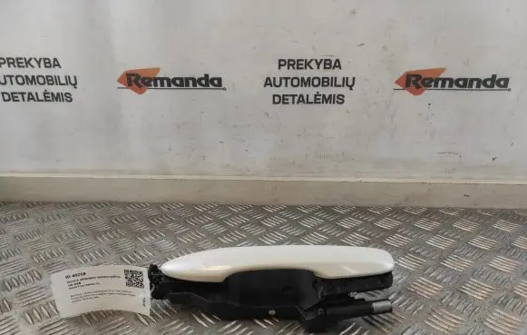 Toyota Prius (XW50) Rear door exterior handle 69RR2