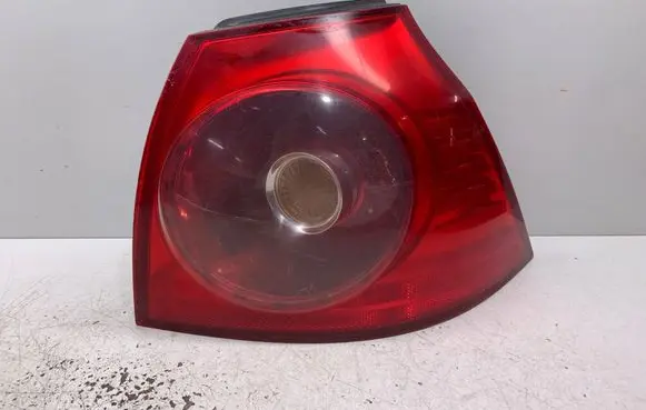 Volkswagen Golf V Rear/tail lights 89031830