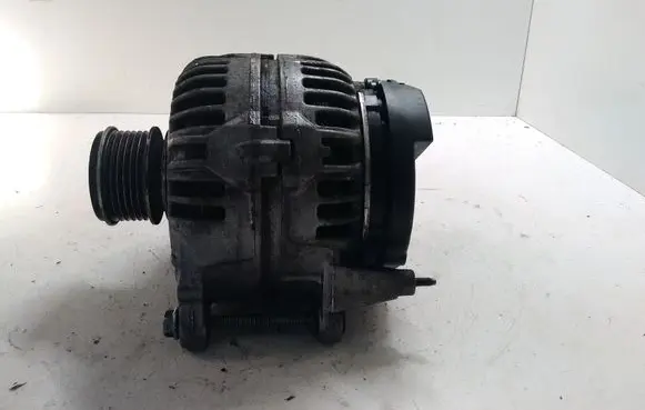 Volkswagen Golf VI Generator/alternator 06F903023F