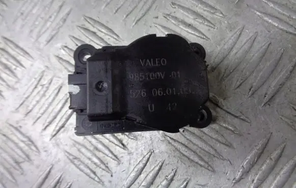 Fiat Croma A/C air flow flap actuator/motor 985100V