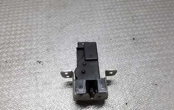Chevrolet Captiva Tailgate window lock/catch/latch 