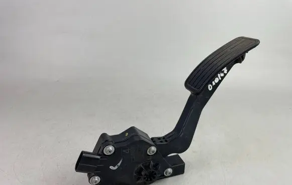 Subaru Outback Accelerator throttle pedal 36010AG140
