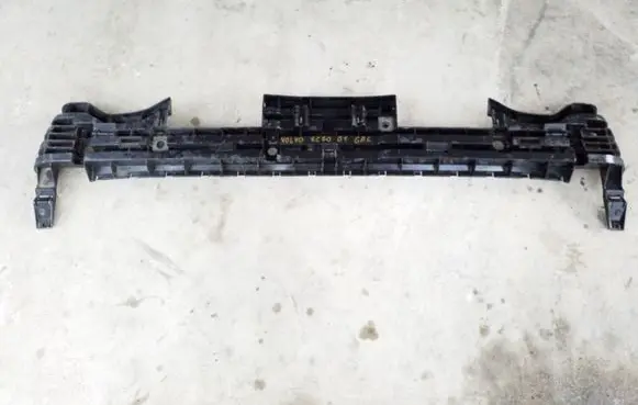 Volvo XC70 Rear bumper cross member 9190996