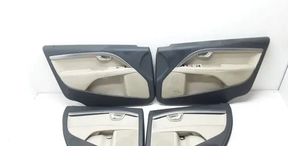 Volvo V70 Door card panel trim set 39800085 30649475 30649480