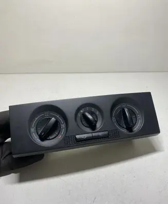 Skoda Fabia Mk1 (6Y) Climate control unit 6Y0820045B