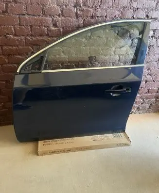 Volvo S60 Front door