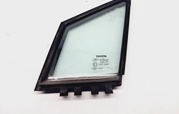 Toyota Corolla Verso AR10 Front door vent window glass four-door 43R00097