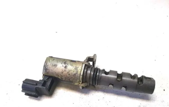 Toyota Avensis T250 Camshaft position sensor 1533028020