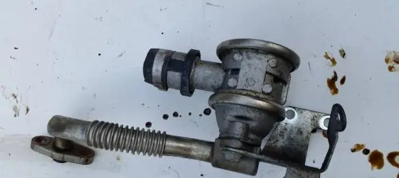 Opel Vectra C EGR valve 12793759