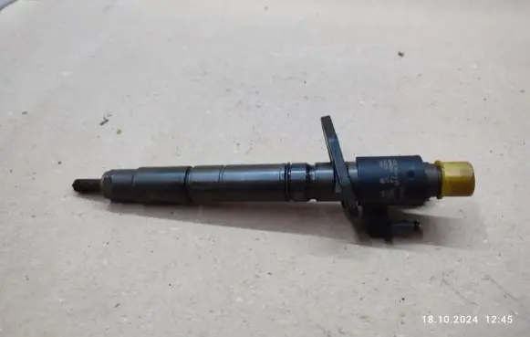 Fuel injector