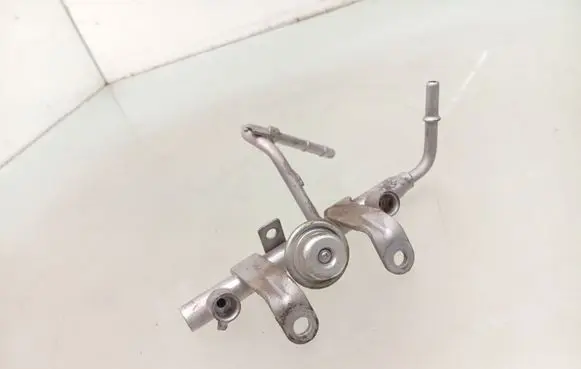 Toyota GT 86 Fuel main line pipe