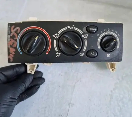 Renault Scenic I Climate control unit 651947U 100886