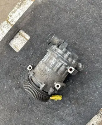 Peugeot 407 Air conditioning (A/C) compressor (pump) 9648138980