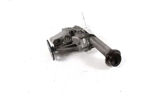 Mercedes-Benz A W176 Oil pump 150003395R