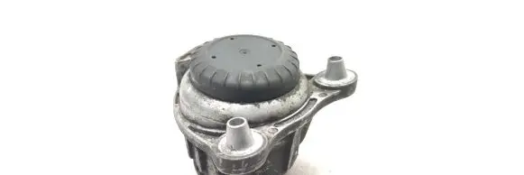 Mercedes-Benz Vito Viano W447 Engine mount bracket A4472410213