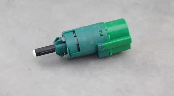 Peugeot 2008 I Brake pedal sensor switch 9804869480