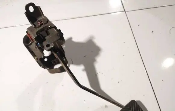 KIA Ceed Brake pedal 