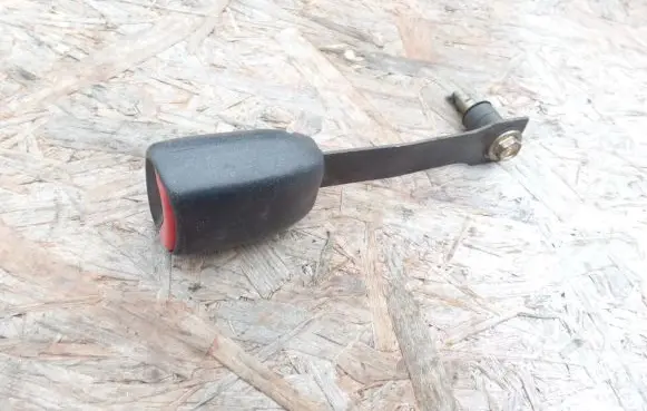 Honda FR-V Front seatbelt buckle NSB1085