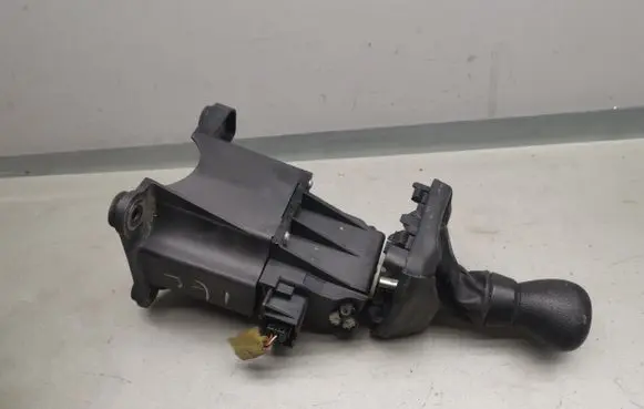 Mazda 2 Gear shifter/selector 3S6R7C453MC