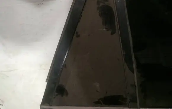 BMW X5 E70 Rear vent window glass as2
