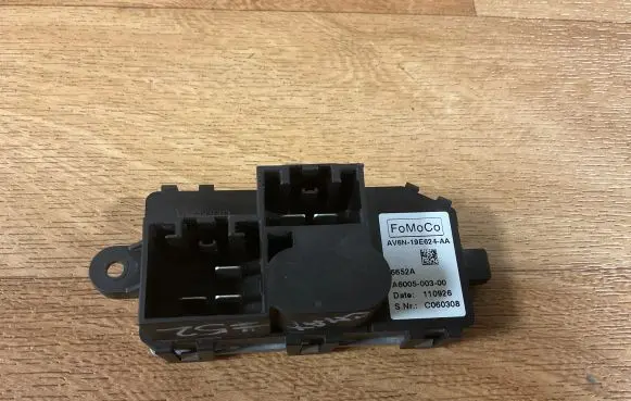 Ford C-MAX II Heater blower motor/fan resistor AV6N19E624AA A600500300 6652A