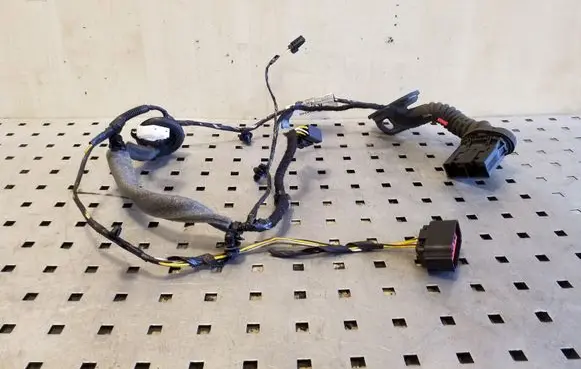 Ford Kuga I Rear door wiring loom 7M5T14240