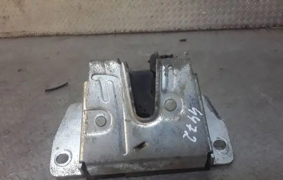 Mercedes-Benz ML W163 Tailgate/trunk/boot lock/catch/latch A1637400235